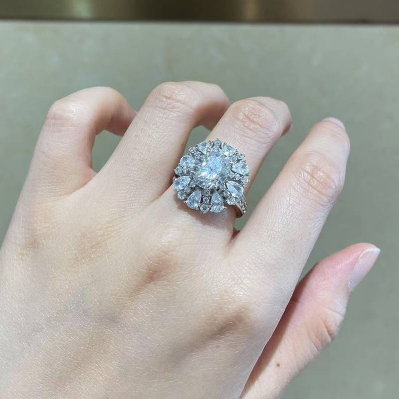 蛋形Women's RingS925银镀白金定制选款主石Moissanite3.0ct/副石高碳钻